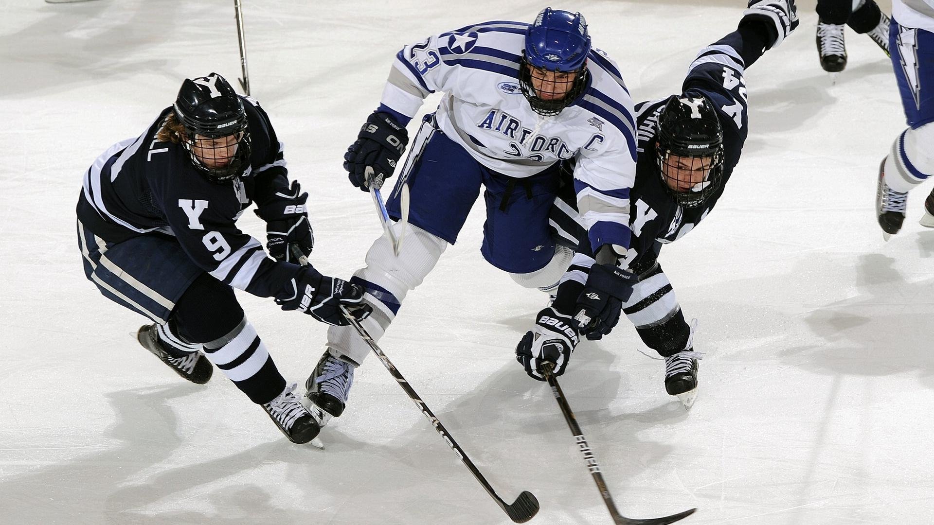 探秘幕后：比赛策略和教练指挥的深度揭秘，比赛幕后工作者